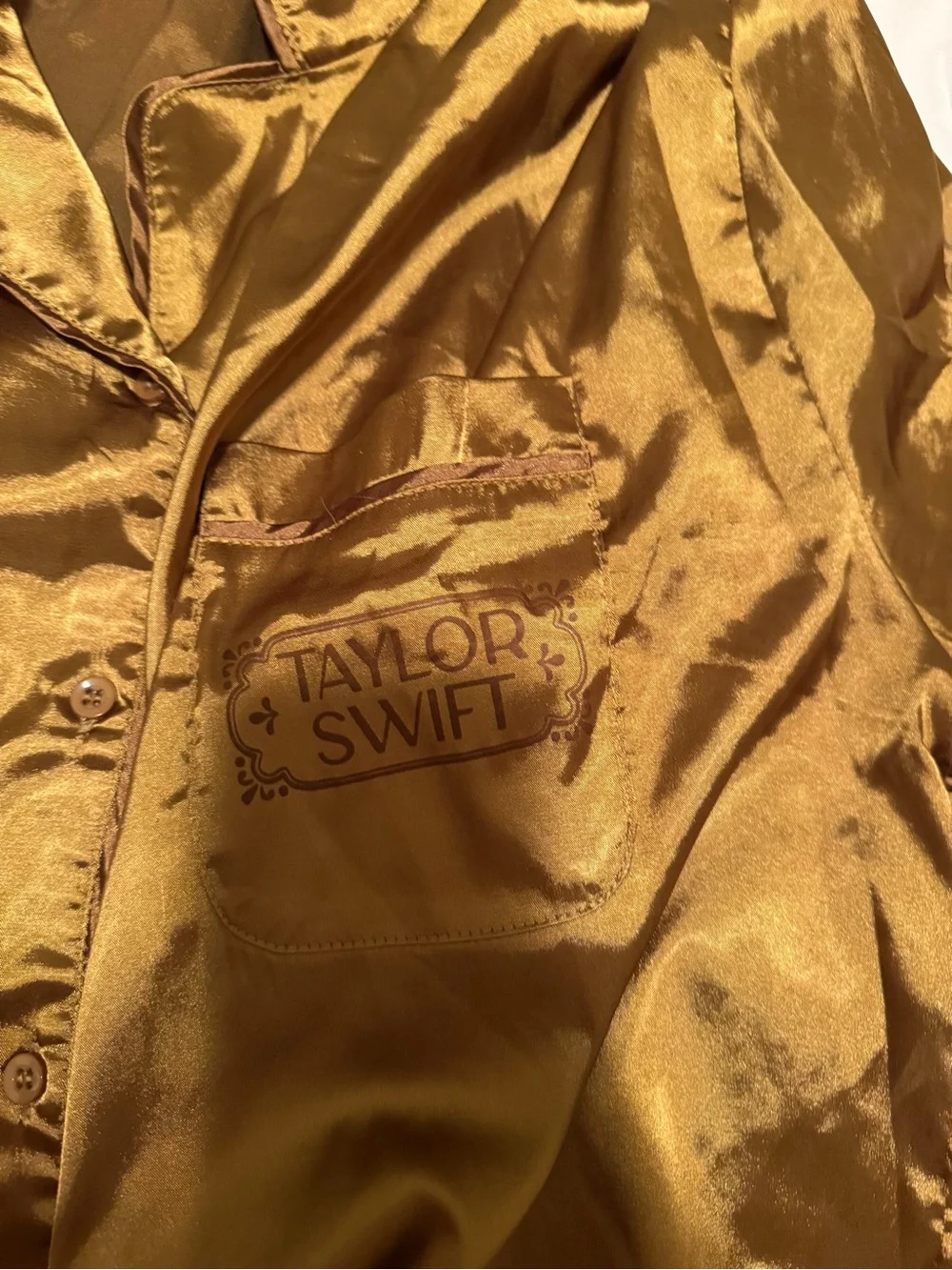 Silk-Feel Gold Satin Pajama Set - Luxurious Women's Sleepwear